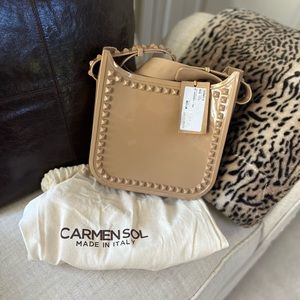 Beautiful Carmen Sol cross body bag.